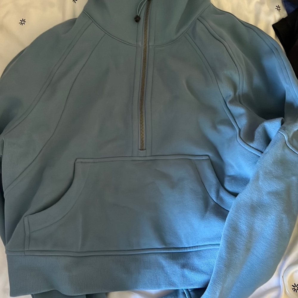 Lululemon align scuba oversized quarter zip never worn xs/s